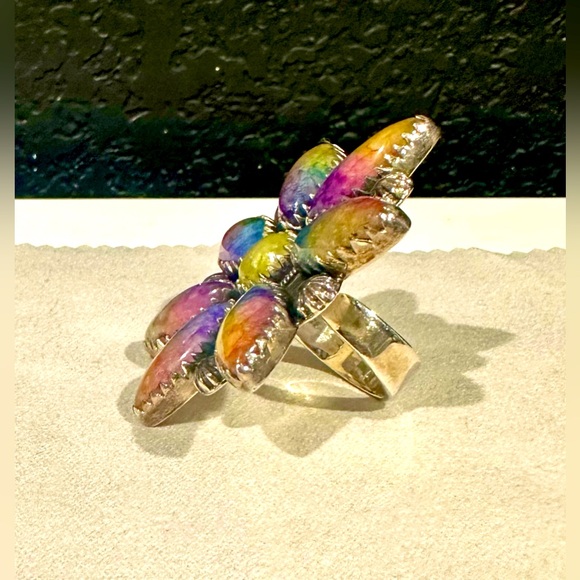 EUC Rainbow Quartz Faceted Flower Bust Sterling Silver Ring - Picture 12 of 13